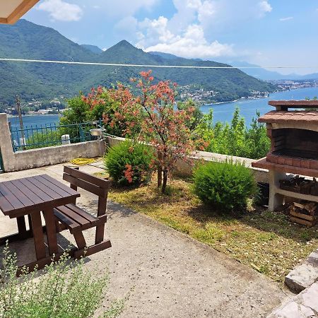 Holiday Home Sunny Hill Kamenari Exteriér fotografie