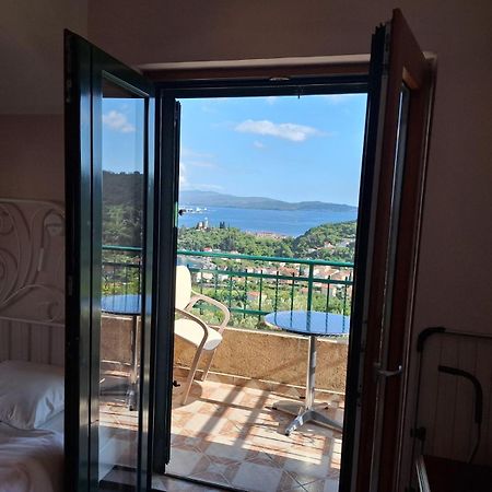 Holiday Home Sunny Hill Kamenari Exteriér fotografie