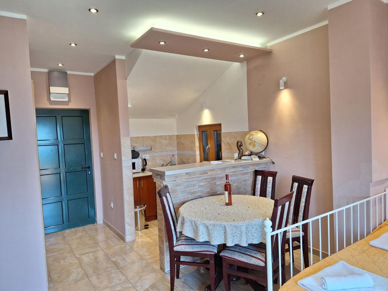 Holiday Home Sunny Hill Kamenari Exteriér fotografie